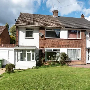 3 Bedrooms House Ideal For Long Stays! Southampton