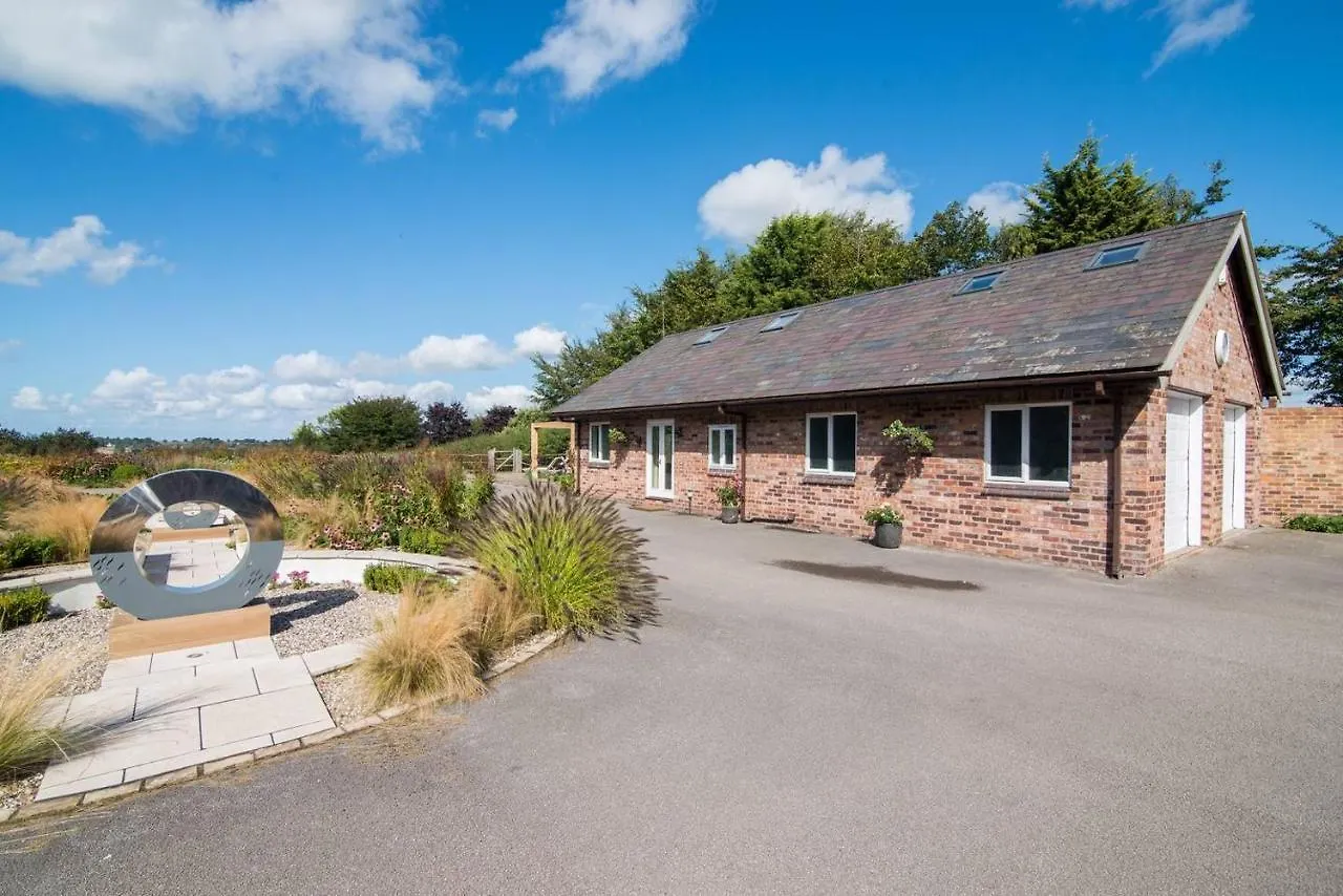 Picturesque Chester Abode With Free Wifi Villa Holiday home