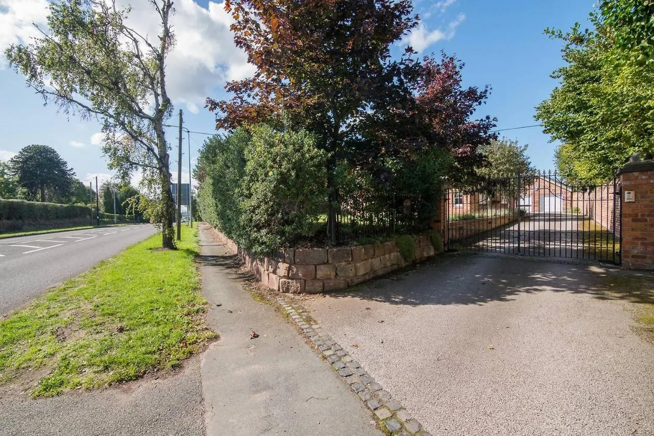 Holiday home Picturesque Chester Abode With Free Wifi Villa United Kingdom